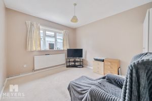 Bedroom / Snug- click for photo gallery